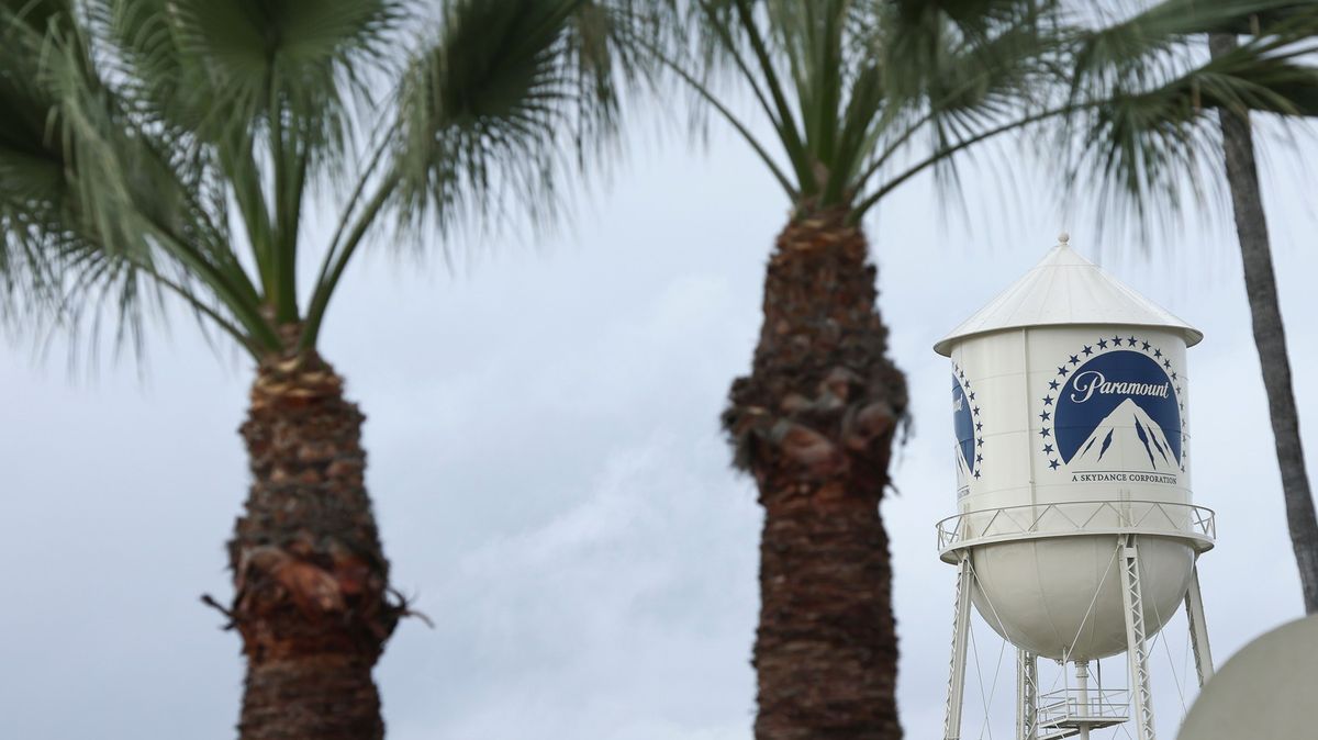 Netflix ustoupil v bitvě o Warner Bros. Slavná studia tak může převzít Paramount